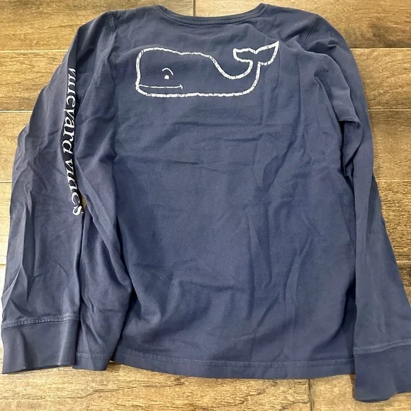 Women’s Vineyard Vines Shirt Set - Picture 2 of 14